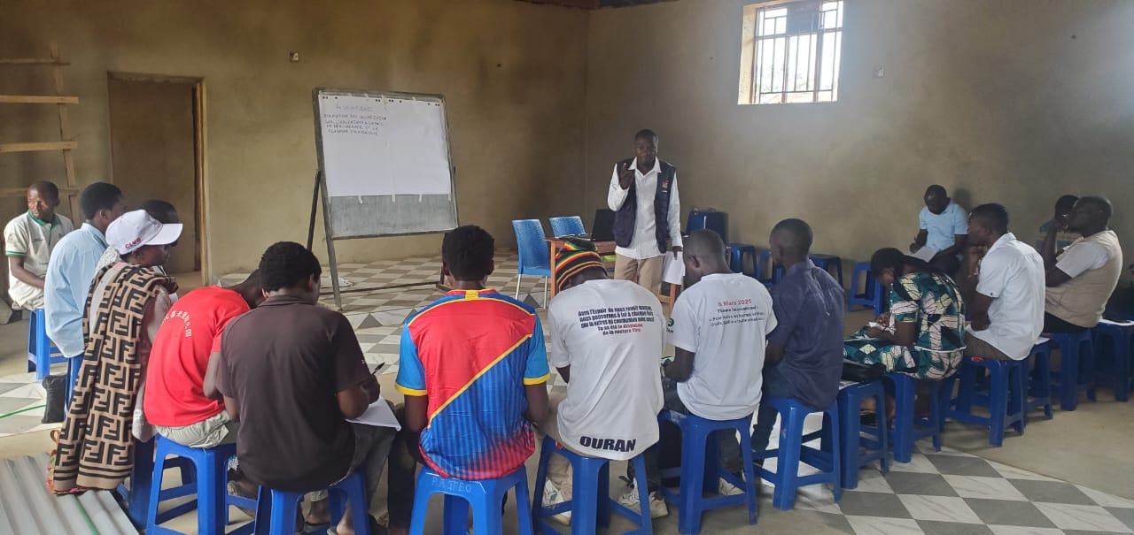 Oïcha: 50 jeunes formés à la prévention des conflits et au plaidoyer stratégique